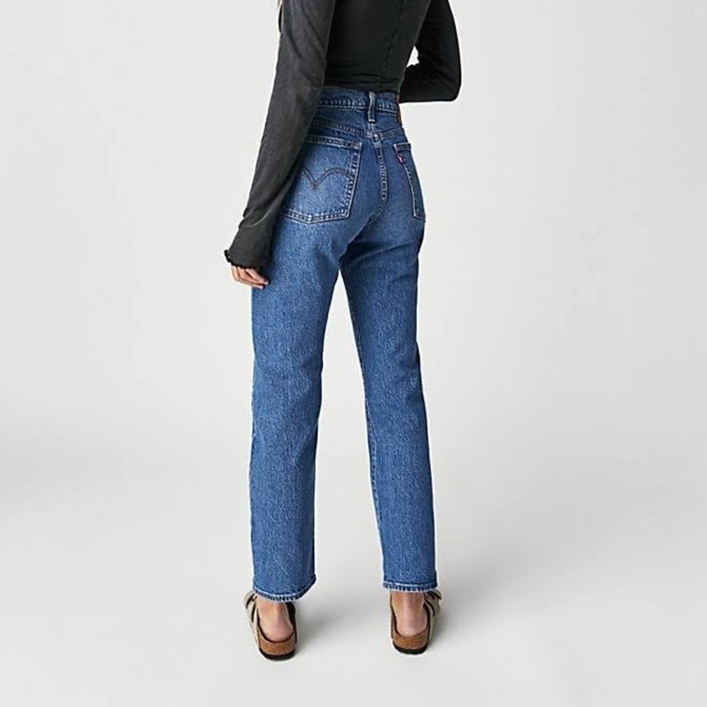 Levi’s Straight Leg Jean.
